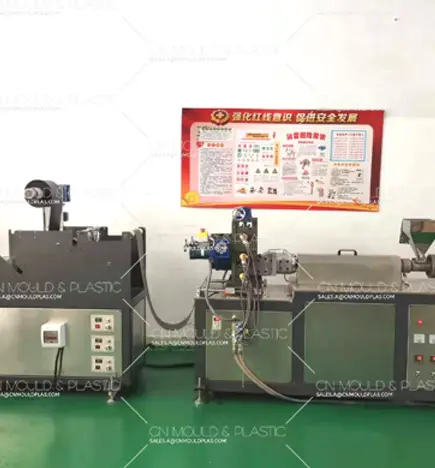 Tynd pladeekstrusion